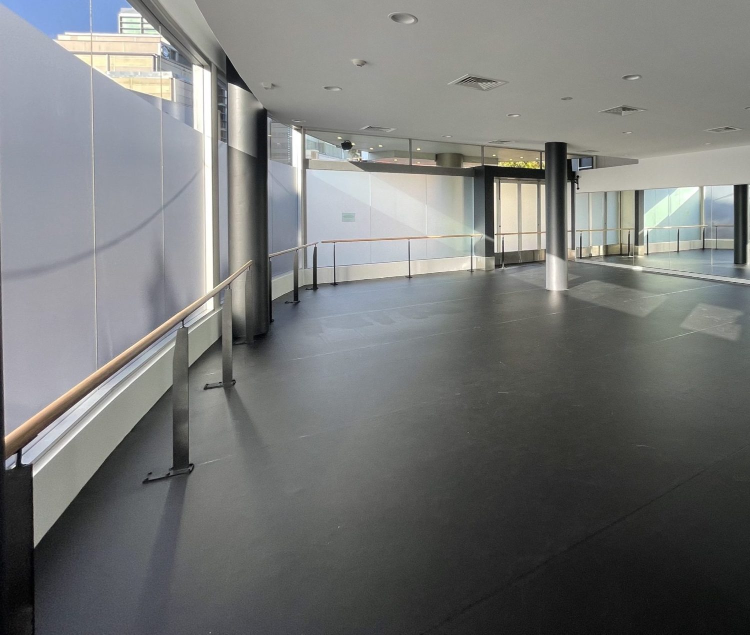 Brent St Ground floor Studio